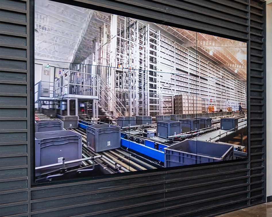 Multi-panel video wall by Clarity ITS